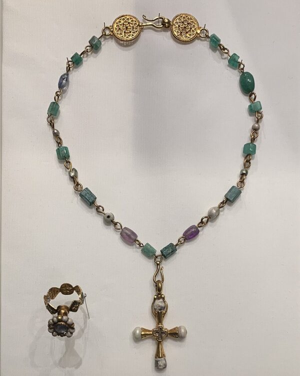 May Emerald Pendant